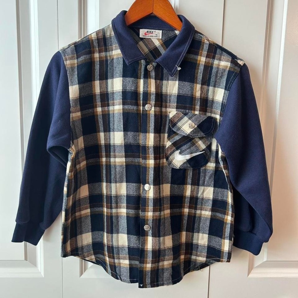 Nike Boys Vintage shirt‎